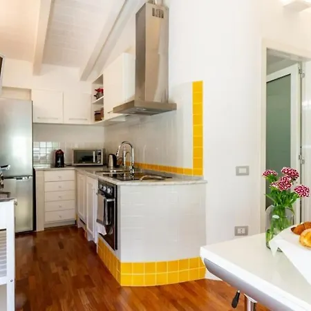 Attico New Bussola Apartament